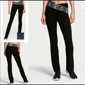 VS VSX SPORT BRA AND VS VSX FLAT WAIST YOGA PANTS